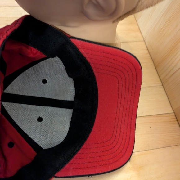 Harley-Davidson Genuine Black and Red Hat - Picture 8 of 8